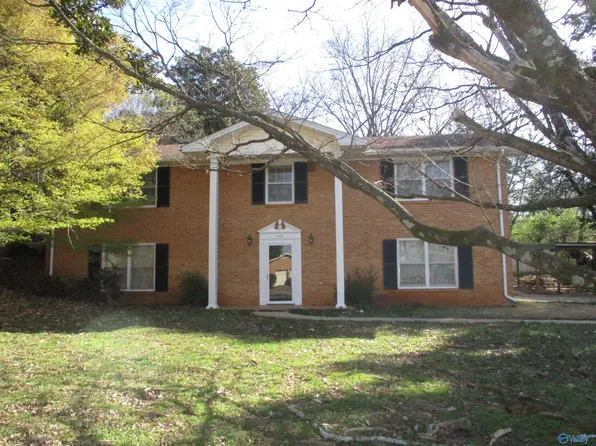 702 Kilkenny St NW, Huntsville, AL 35816