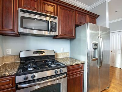 528 52nd St APT 307, West New York, NJ, 07093