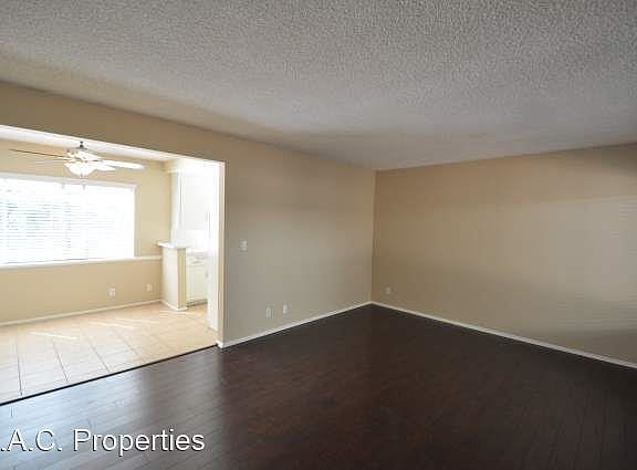 3rd image of 6464 Woodman Ave #6266078