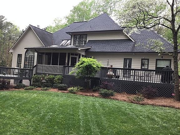 screened porch, decks