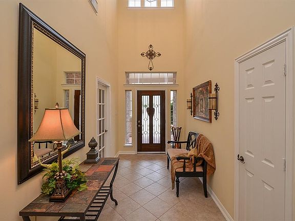5th image of 18035 Billabong Crescent Ct