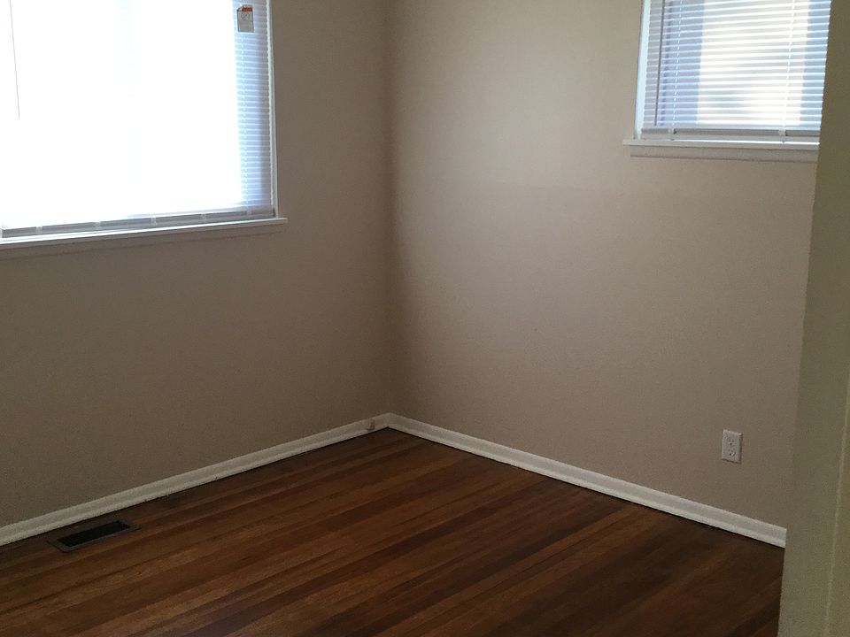 1st image of 5641 Bayside Dr