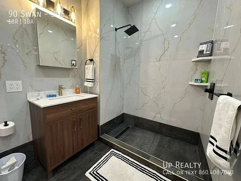 90 N Swan St #306 — Photo 13