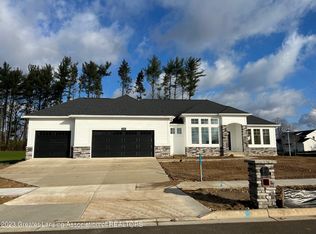 2560 Winterfield Ct, East Lansing, MI 48823
