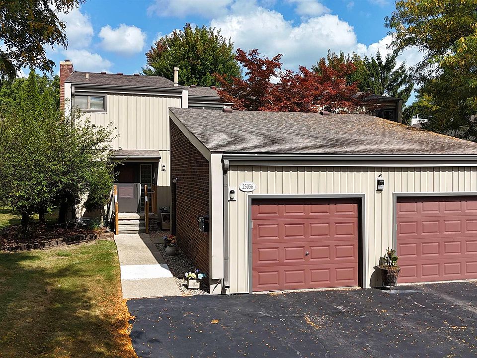 1st image of 25056 Woodvale Dr S