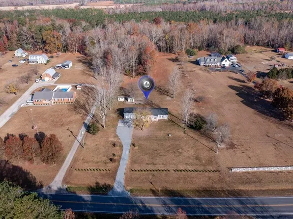 26364 Walters Hwy, Windsor, VA 23487