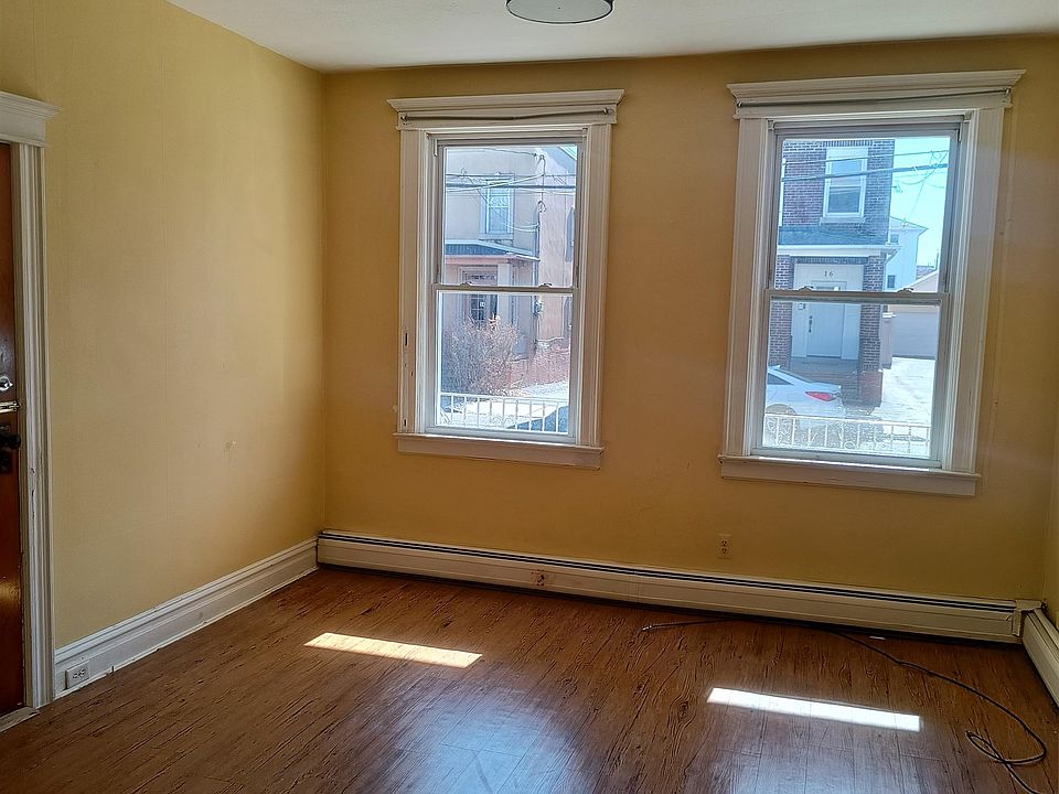 2nd image of 6105 Meadowview Ave #A