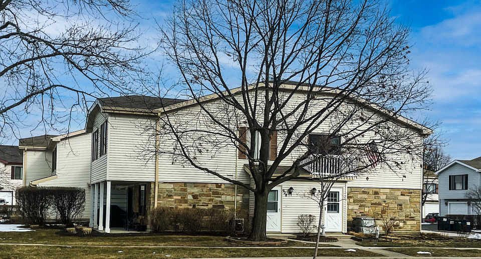 1st image of 926 Monroe Ct #926