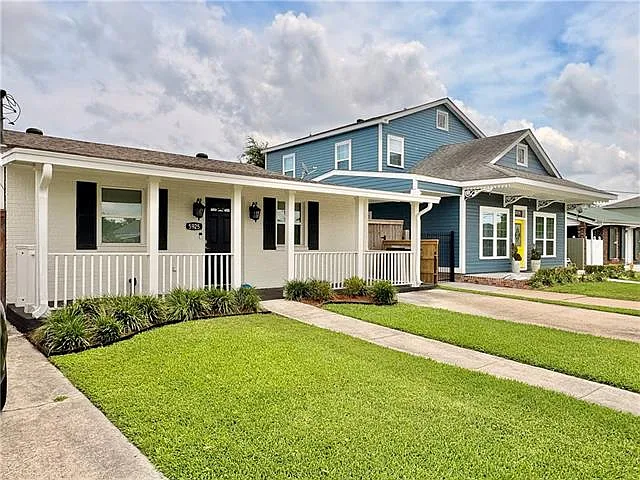 5925 Pauline Dr — Photo 1