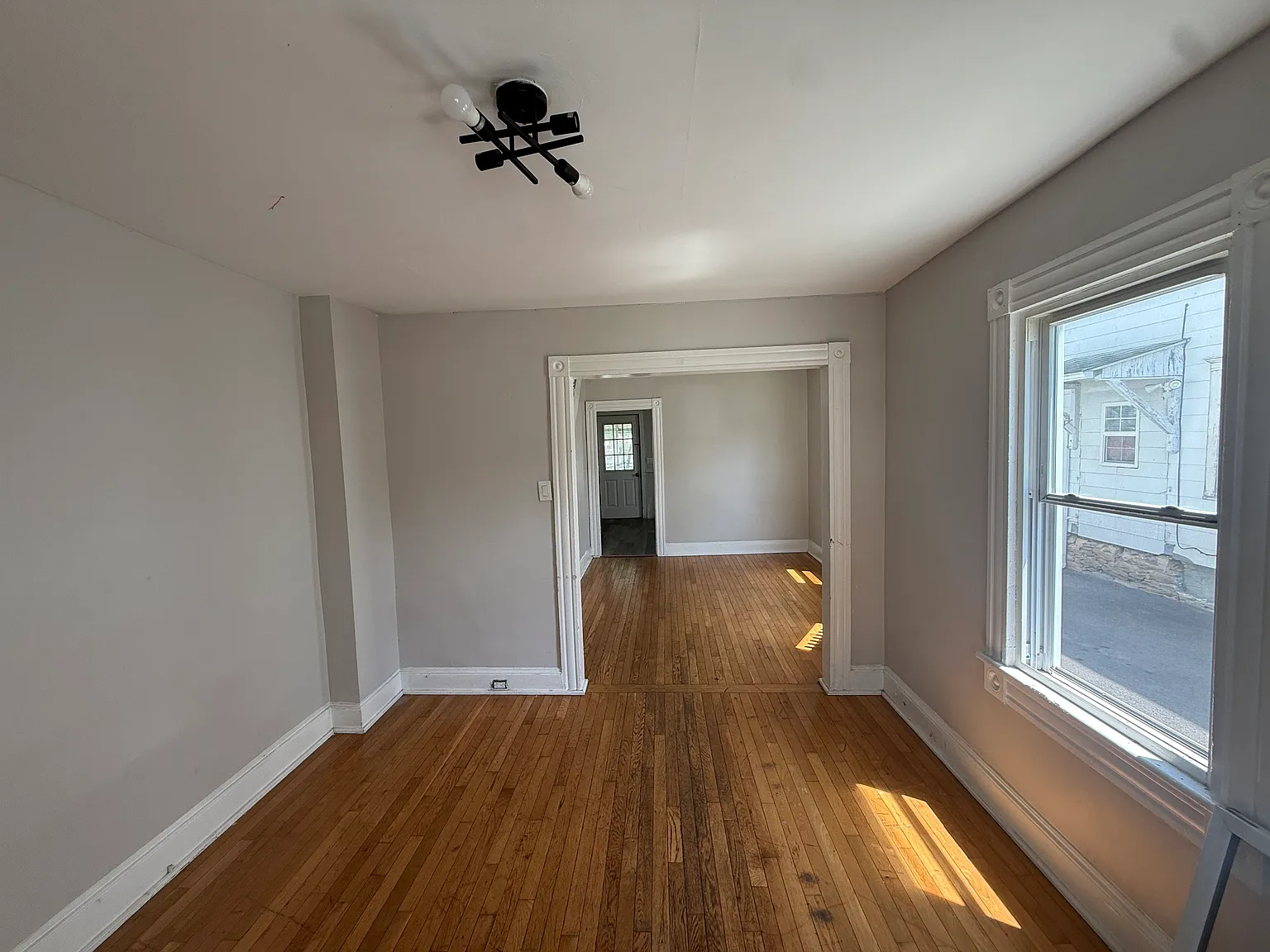 2 bed, $1,175 — Photo 2