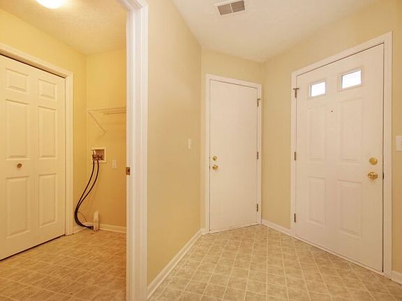 5th image of 7058 W Cannon Place Dr NE