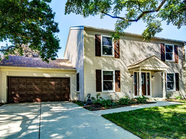 2320 Alder Ct, Aurora, IL 60504