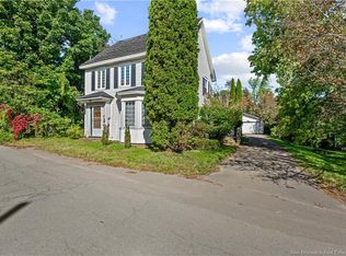 19 Academy St, Hillsborough, NB E4H 2R3