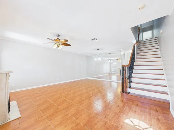 4001 Tanglewilde St APT 709, Houston, TX 77063