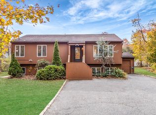 2074 Motor Parkway, Hauppauge, NY 11749