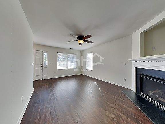 5th image of 2087 Lauren Woods Dr