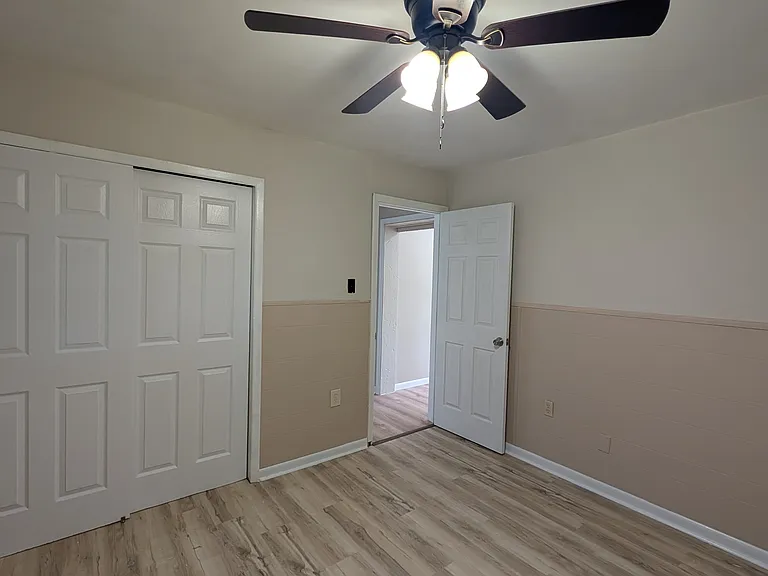 36 Warwick Rd — Photo 20