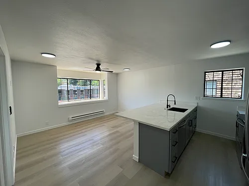Floor plan 212