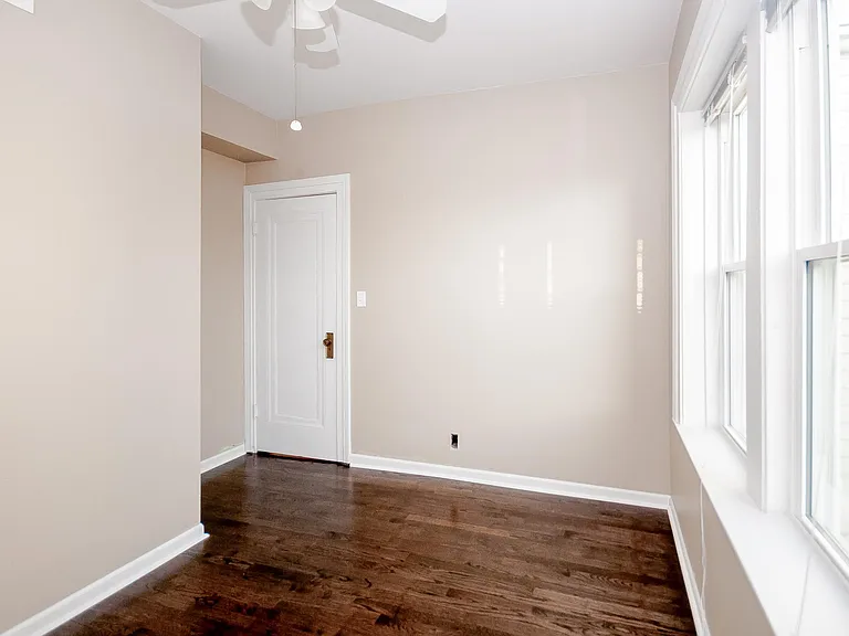 2433 W Fargo Ave #3 — Photo 14