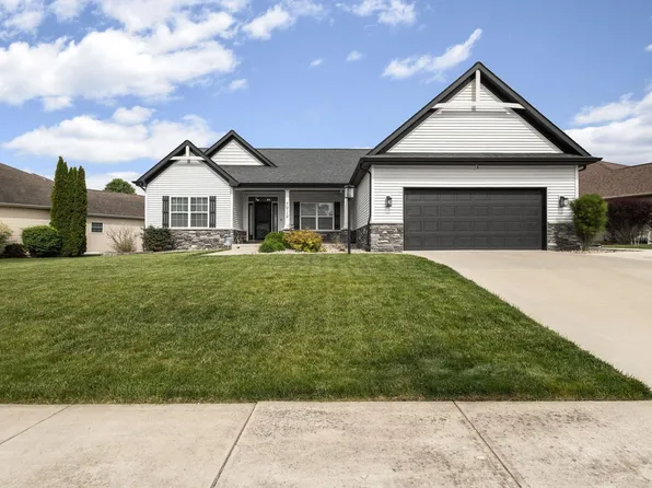 5919 Boxwood Dr E, South Bend, IN 46614