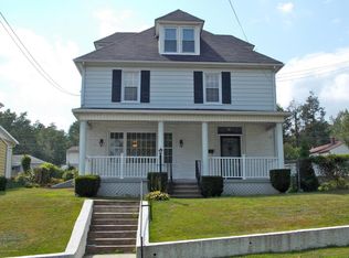 160 Robert St, Nanticoke, PA 18634