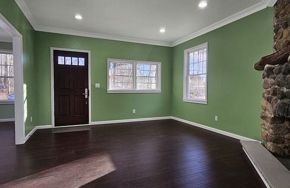5th image of 27 Forest Rd