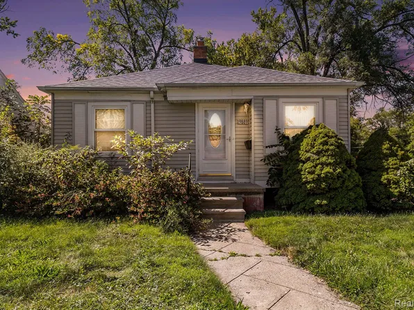 19889 Five Points St, Redford, MI 48240