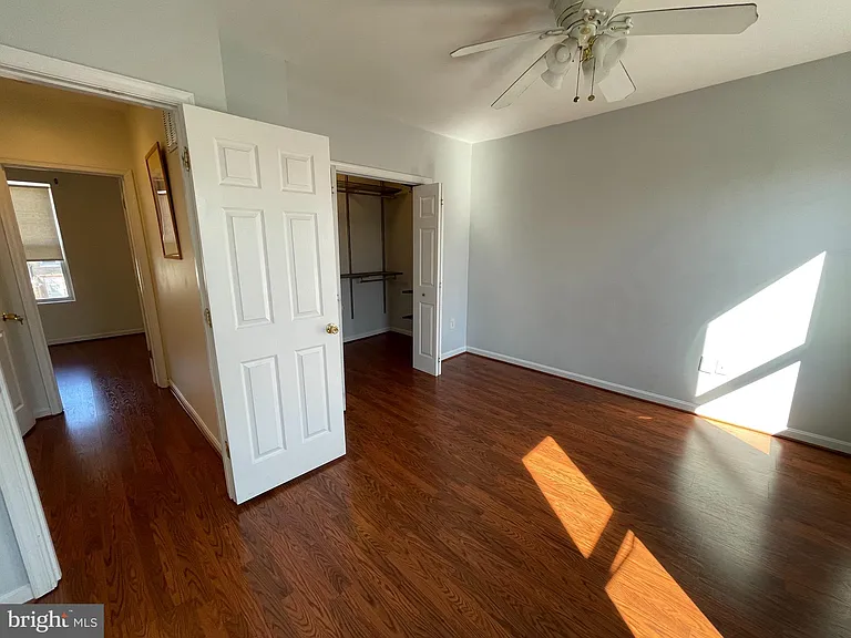 514 Columbia Rd NW — Photo 6