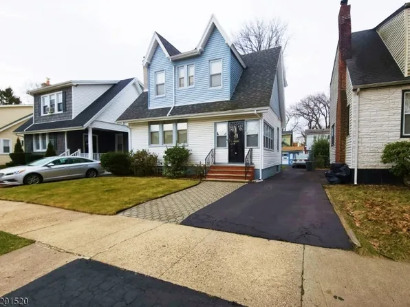 174 Oak St, East Orange City, NJ 07018