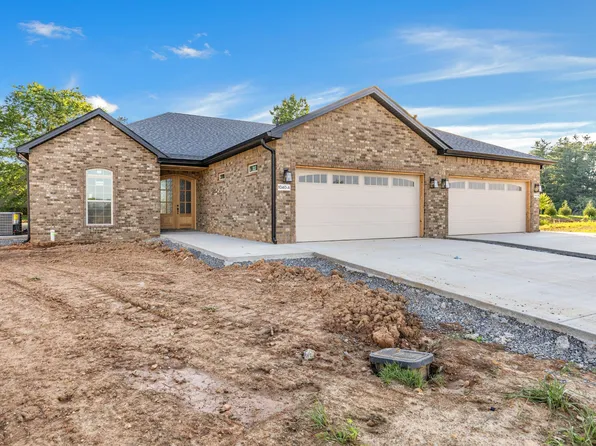 1040 Veridian Dr Unit 18B, Clarksville, TN 37043