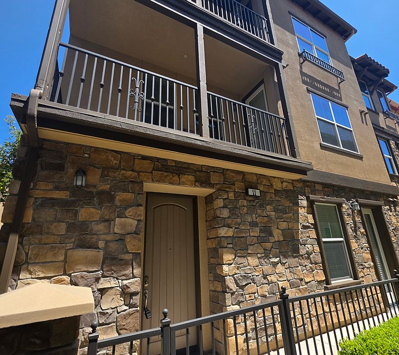 1st image of 11 Quinn Way