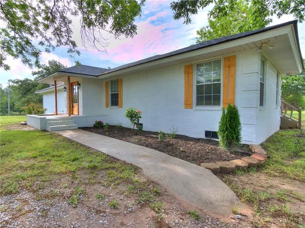 30305 Hardesty Rd, McLoud, OK 74851