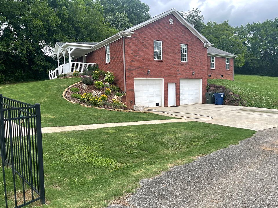 1st image of 1052 Brownsboro Rd