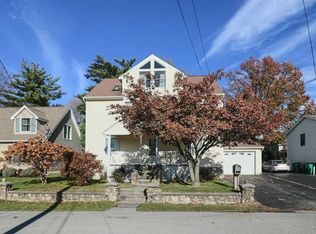 17 Barrett Pl, Beacon, NY 12508