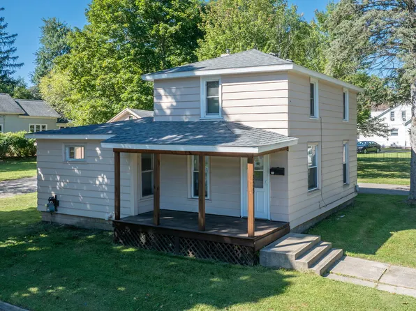 303 Spring St, Big Rapids, MI 49307