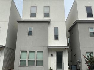 18712 Centro Main St #B, Conroe, TX 77385