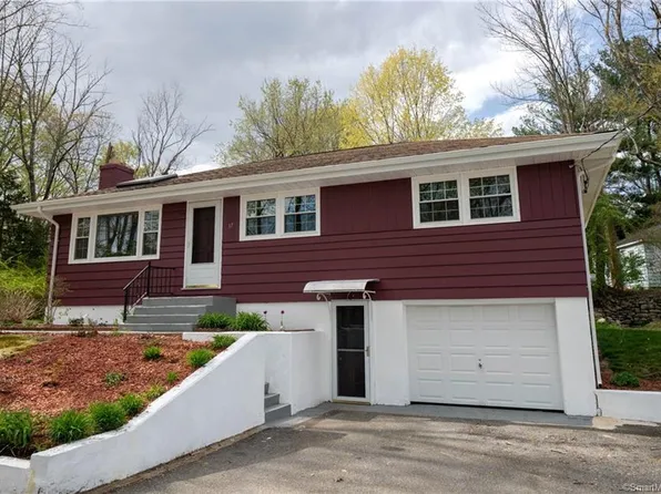17 Clinton Avenue, Norwich, CT 06360