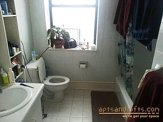 Rented by aptsandlofts.com