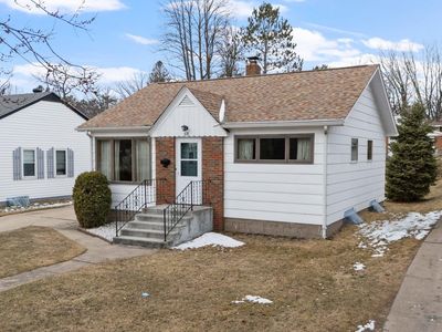 611 NE 10th Ave, Grand Rapids, MN, 55744