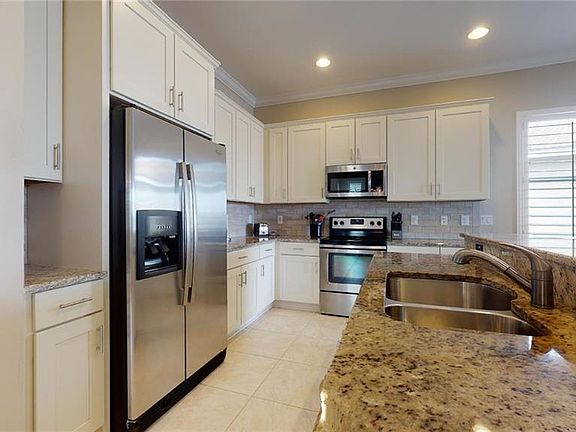 5th image of 10431 Materita Dr