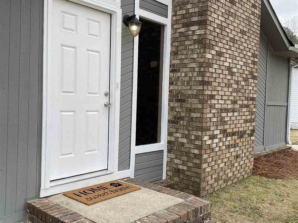 1st image of 5757 Desoto Dr