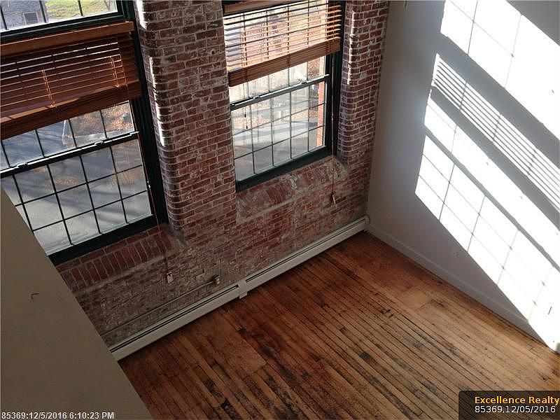 1st image of 30 Lincoln St APT 214