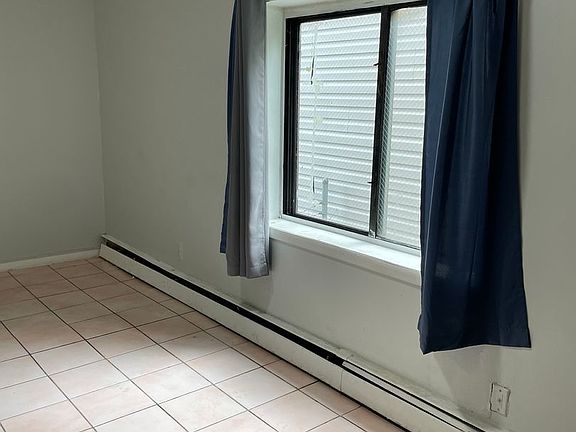 3rd image of 51 Park Ave #18