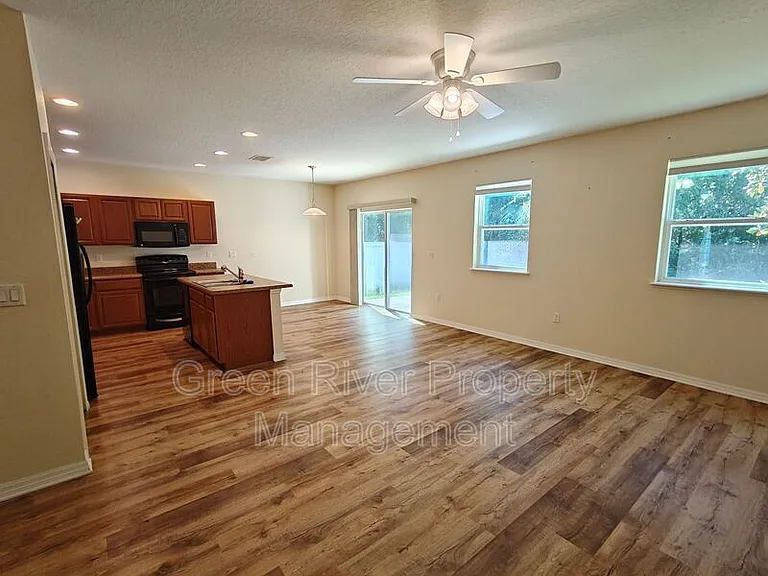 223 Osprey Rd — Photo 16