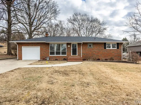 392 N 6th St, East Alton, IL 62024