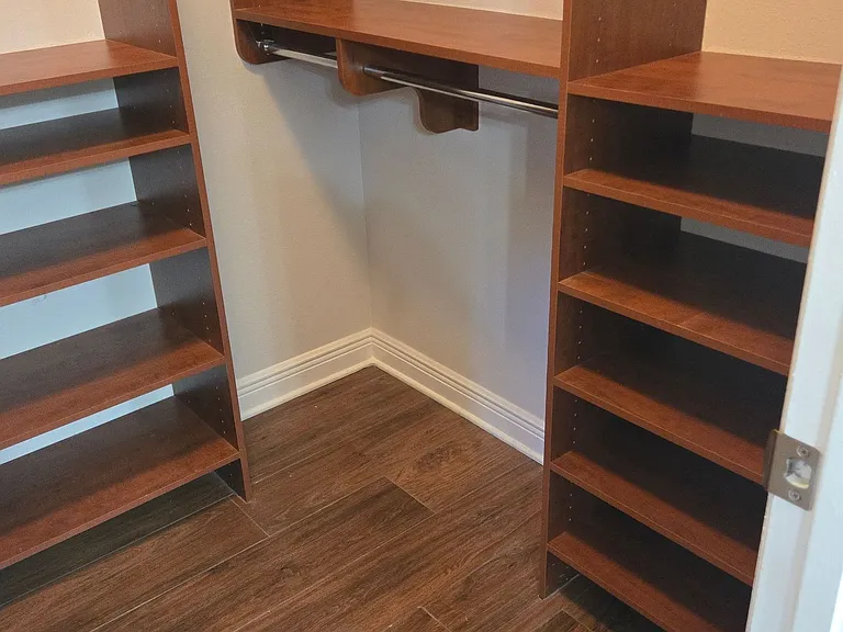 31241 Kirkshire Ct #L — Photo 36