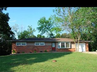 21740 Ruby Rd, Waynesville, MO 65583