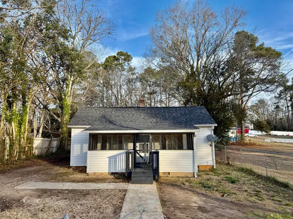 408 Brooks St, Edgefield, SC 29824