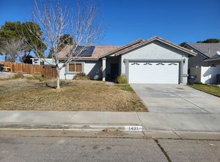 1421 Monte Vista Ave, Rosamond, CA 93560