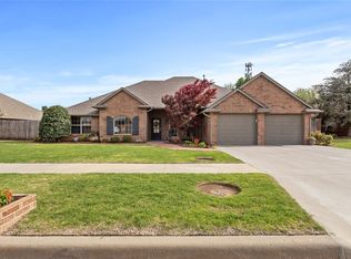 2222 Pine Ave, Weatherford, OK 73096